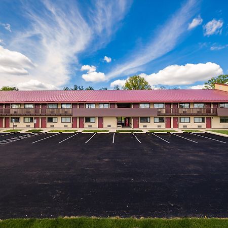 Red Roof Inn Cincinnati Northeast - Blue Ash Exterior foto